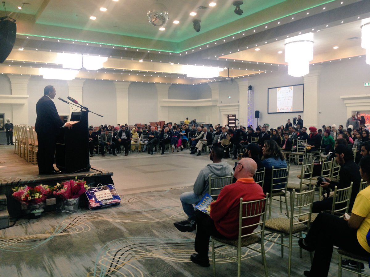 CrossConnMedia's tweet photo. The @KidsPlayYouth #antiracism forum is taking place in #Surrey #BC. Tony McAleer, a former white supremacist, is among tonight's speakers. https://t.co/ovamUDpNUO