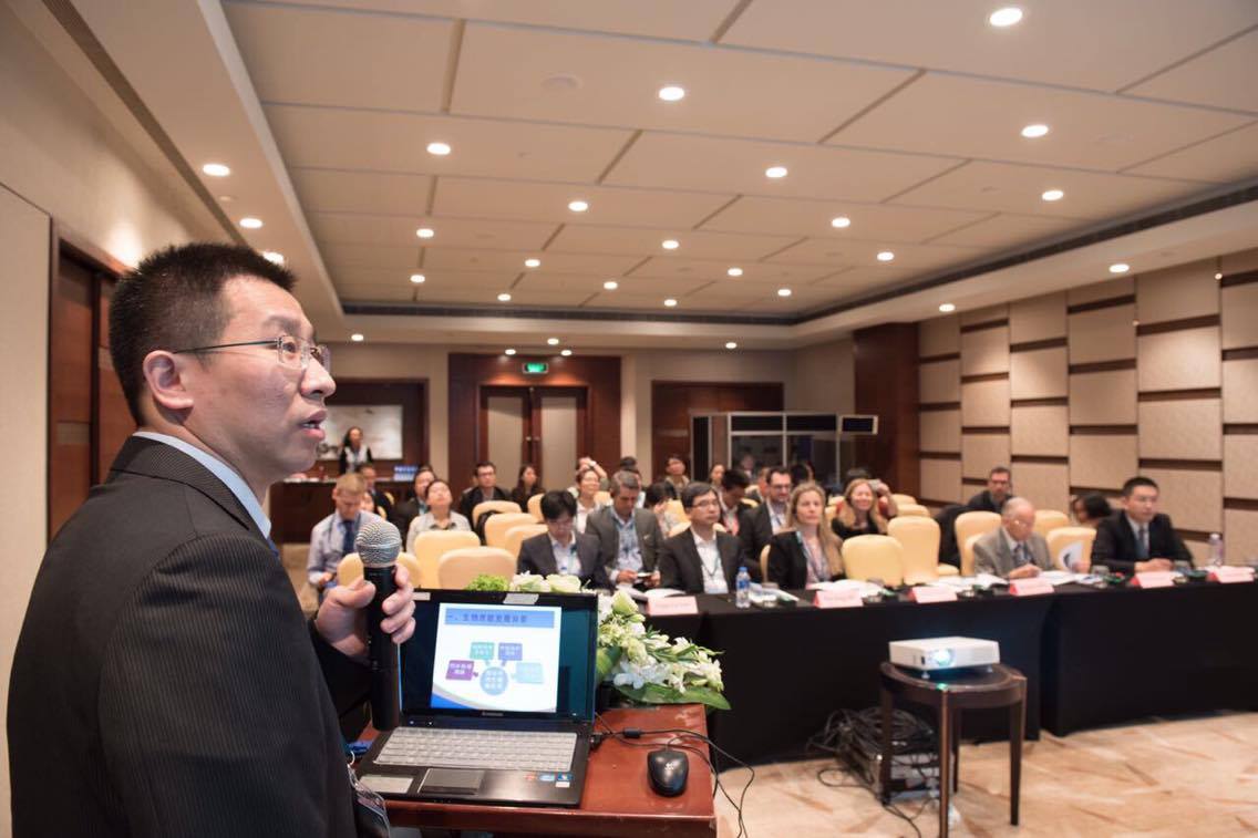 IBSCE's tweet photo. Dr. Ke-Jun Dou, China National Renewable Energy Centre, Energy Research Institute, National Develop. &amp; Reform Commission speaking at @IBSCE https://t.co/GaKaqUmvL9
