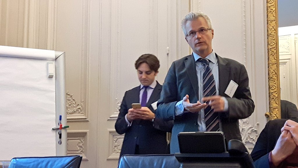 MontaudPro's tweet image. Juridique et technologie. Quelle réglementation pour demain ?
#Drone, #Driverless car , #connectedservice .
conf 👍de @dgfla_avocats