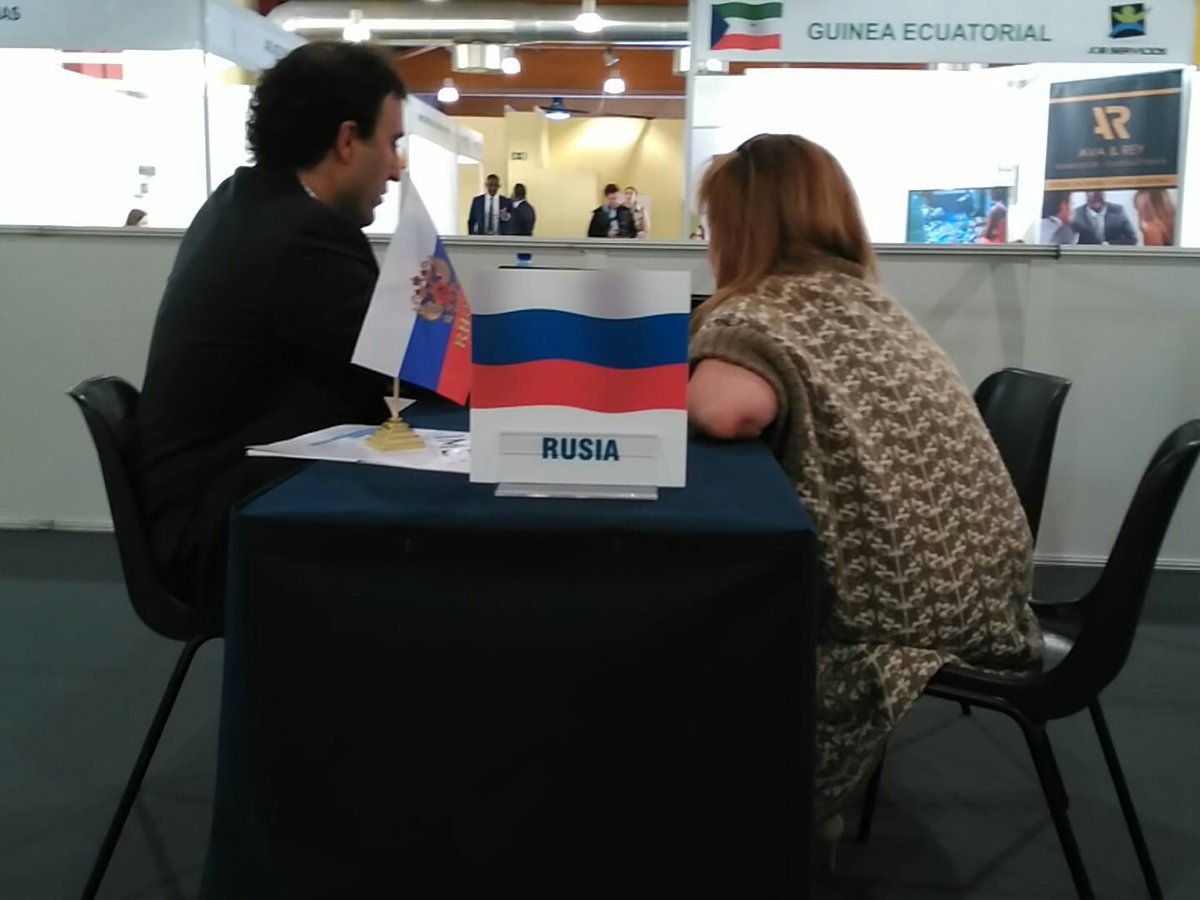 ImpulsoExterior's tweet photo. #Inverest  ofreciendo asesoría comercial para negocios en Rusia. Está pasando en #IMEXAsturias https://t.co/vUoOJjxjme