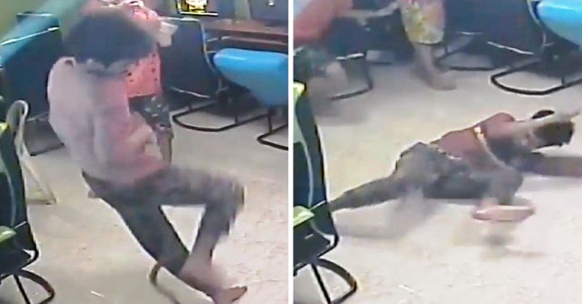 woogeneli's tweet photo. Friendly #snakes Dramatic Entrance at Internet Café Drives Man Berserk 
https://t.co/ToeLyZgEIJ  #snakesociety https://t.co/fvuSFPV3Fd