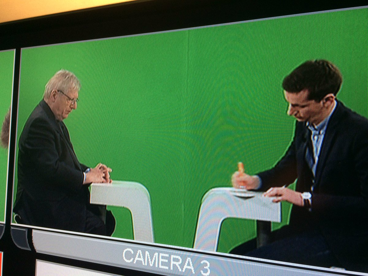 JpVacher's tweet photo. #FaceàFace: @loicbesson reçoit Bernard #Devert, fondateur de @HabitatetHumani. Demain sur @TLMLyon à 18:00 cc @VClotTLM @fredglas #logement https://t.co/AKTah3Y6IY