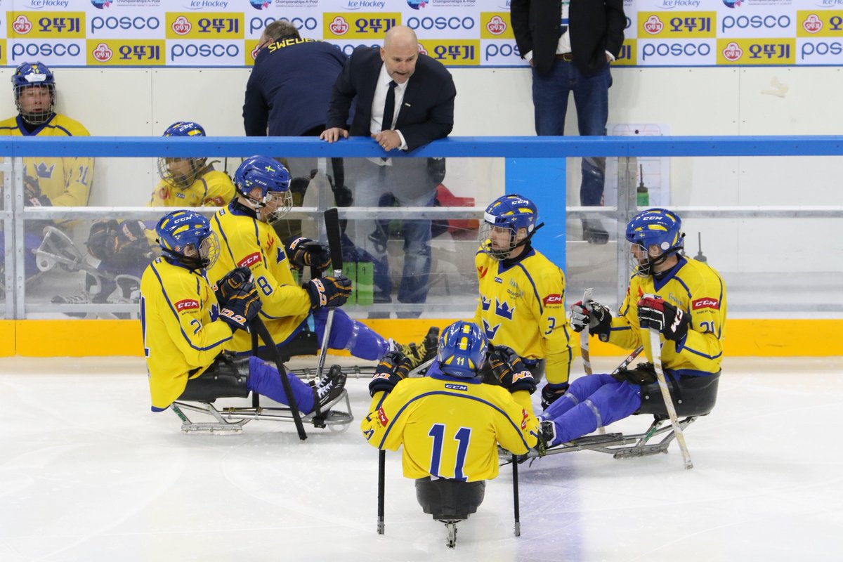 testevents_pc's tweet photo. The #paraicehockey play-off competition has just finished. Italy won 4-0 against Sweden. #HelloParaIceHockey https://t.co/j1Vsjhh3cA