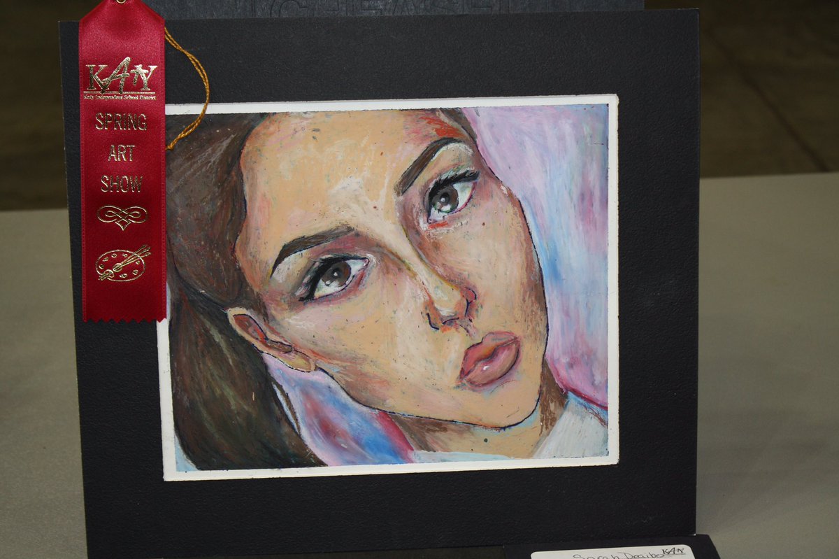 kimkeilt's tweet photo. Way to go Art I at Katy Spring Art Show! @CougarnationJ  @GlobalVine  @PKuhnArt https://t.co/keo3UQaq5W