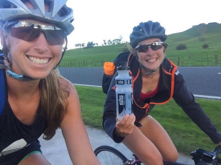 How to get through Triple Treat Thursday: 1️⃣ have your bestie by your side 2️⃣ rely heavily on the use of @scienceinsport #fuelledbyscience
