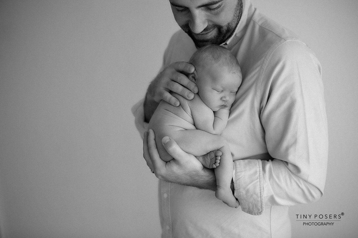 TinyPosers's tweet photo. With Daddy
#kristinamack #tinyposers #newbornposing #newborntraining #newbornworkshop #essexnewbornphotograph https://t.co/EIWbpITgRZ