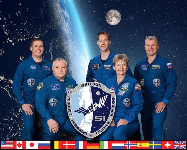 KarasuOfBooks's tweet photo. #Exp51 #SquadGoals Join @BP_Hutch and myself at 12:13am PST/3:13 EST as we live-tweet the launch from Kazakhstan. https://t.co/svob0UI93Y