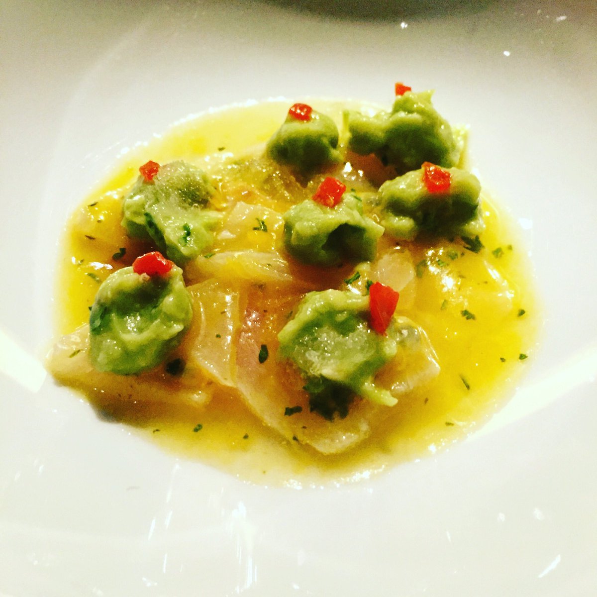 MemorieGourmet's tweet photo. Siete mai stati a cena da un genio?
#chef #max #maxalajmo #Alajmo #lecalandre #rubano  #michelin @AlajmoBros 

https://t.co/6d8rBJm802 https://t.co/fDJLoFGe5j