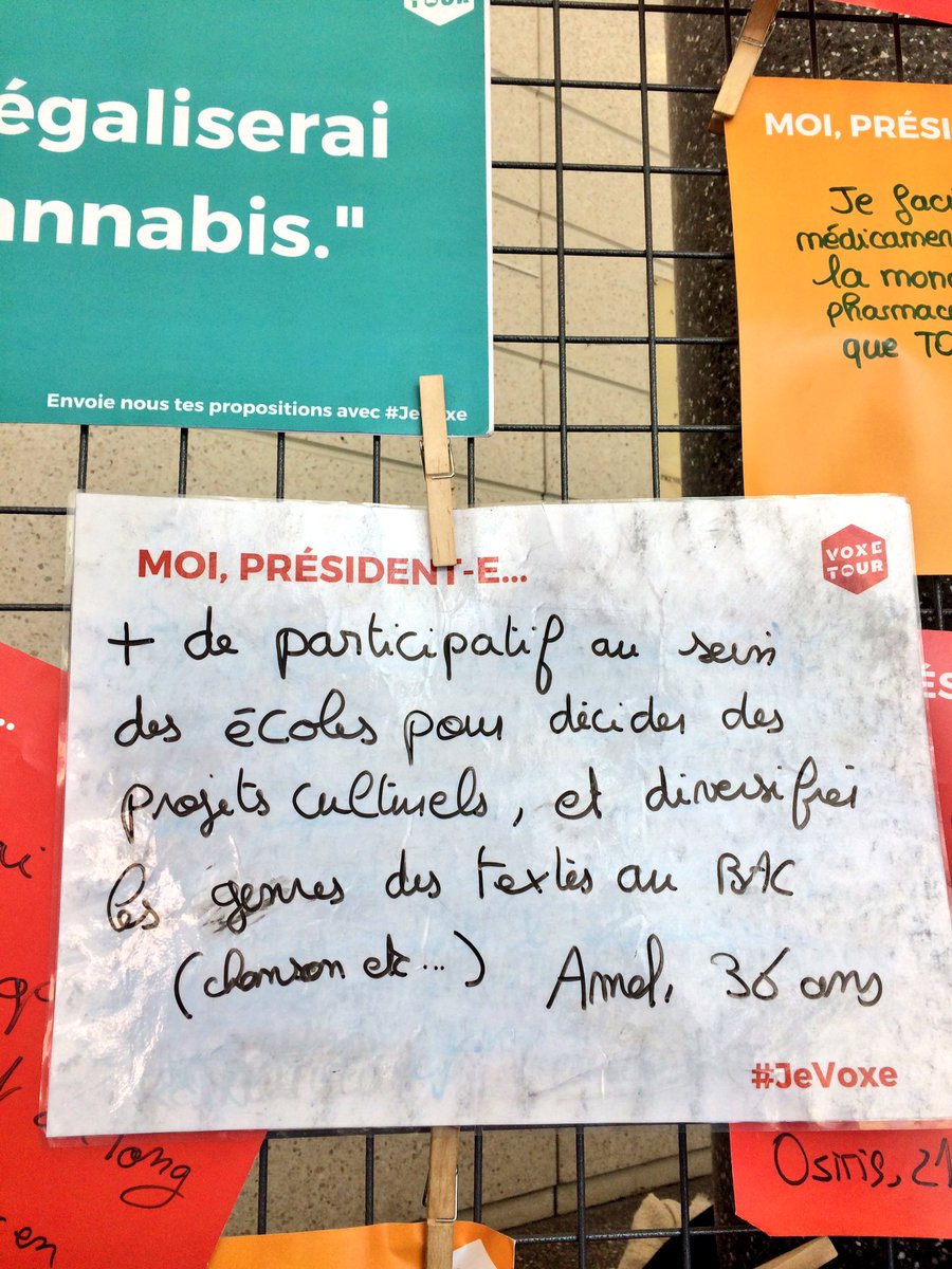 gaetbdb's tweet photo. @Voxe + de participatif au sein ds écoles pr décider ds projets culturels et diversifier ls genres de texte au BAC Amel #jevoxe #Voxetour https://t.co/EDC1sN4mbb