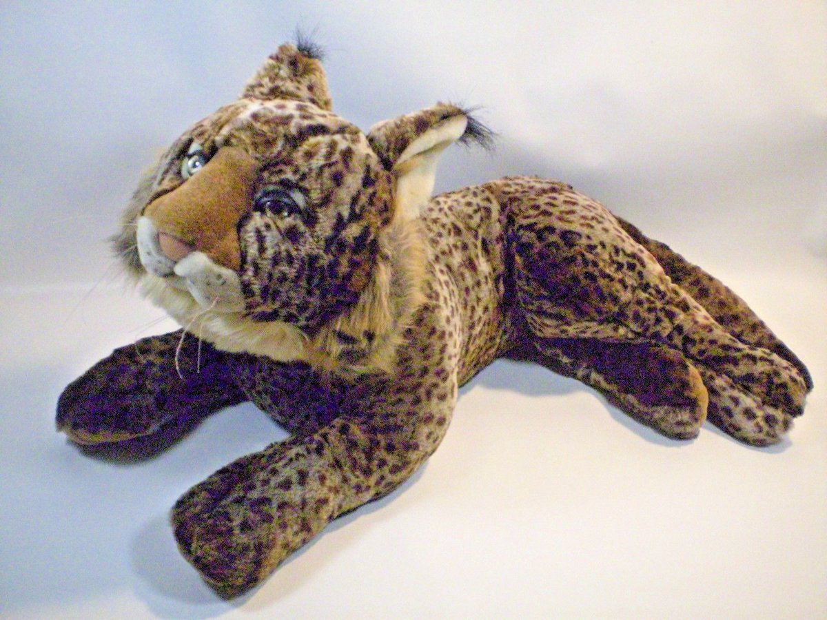 STEEL5757's tweet image. LifeLike Spotted LYNX ebay.com/itm/1123732322…  #plushforsell #Toysforsale #Plush4sale #Plushiesforsale