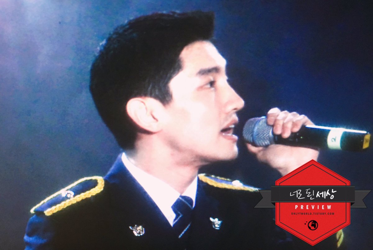 170420 ss콘서트

그렇구나...
동방신기는 당연히 듀오니까 2번 마이크를 쓴거구나(망붕)

#최강창민 #심창민 #max #チャンミン