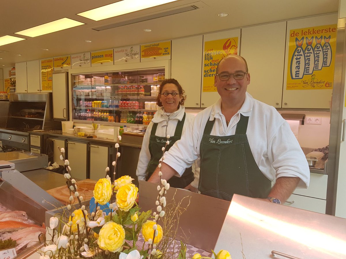TurboChefBNL's tweet photo. Van Leendert vis uit Maastricht is uiterst tevreden over de tijdswinst door onze Turbochef #sota #snel #turbochef https://t.co/F9pzZmIvB5 https://t.co/7No1gOHflR