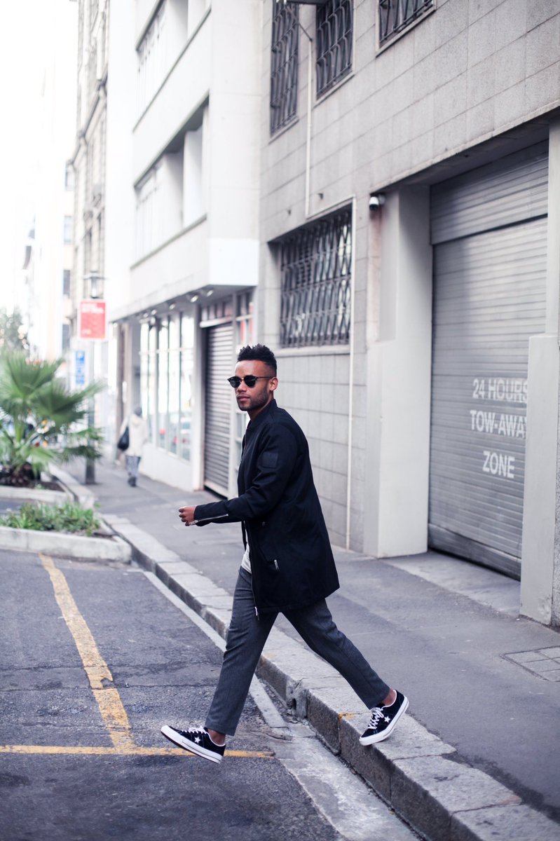 ChadSaaiman's tweet photo. City flow, keep moving. π· @TegzPhotography Threads & shades @spreecoza kicks @Converse #RayBanSa #SpreeMan https://t.co/AQs1eJSUuv
