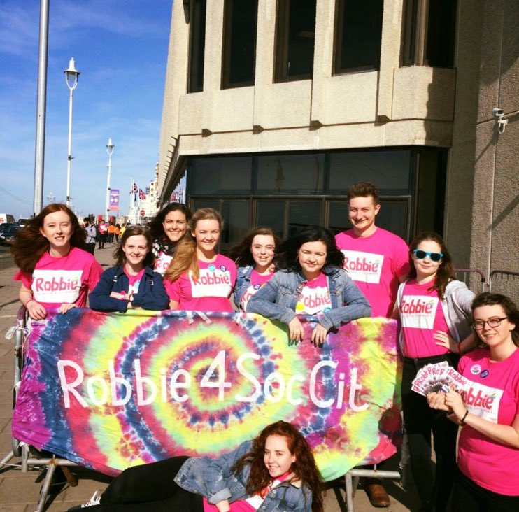 MelanthaC_'s tweet image. Can't believe this was only a year ago &amp;amp; @Robbiie__ has achieved so much 💁‍♂️ #Reelectrobbie #nusnc17