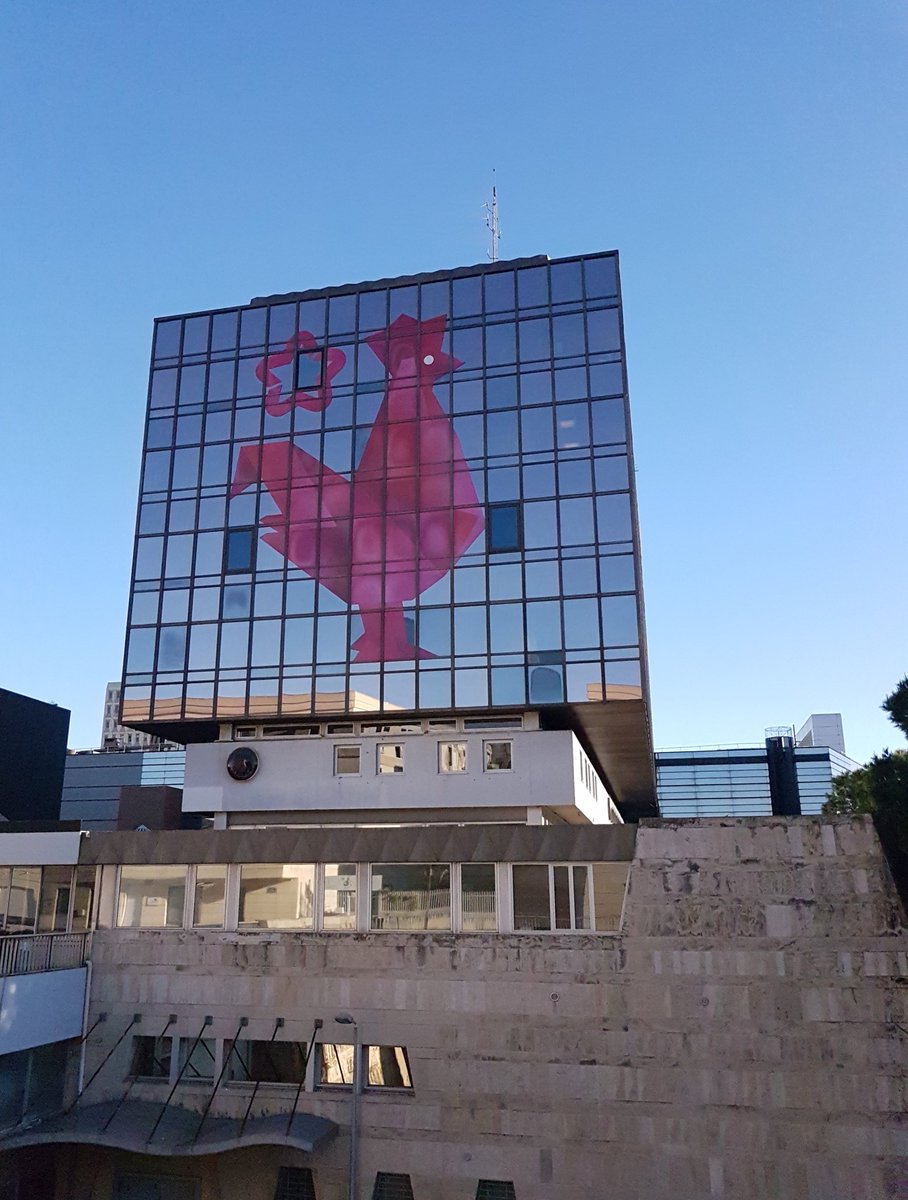 LaFrenchTech's tweet photo. La Métropole @Mtp_FrenchTech a inauguré hier son #HotelFrenchTech, lieu de rassemblement de son écosystème !🏨 https://t.co/Z4pPAeb394 https://t.co/0dXpWs9Njr