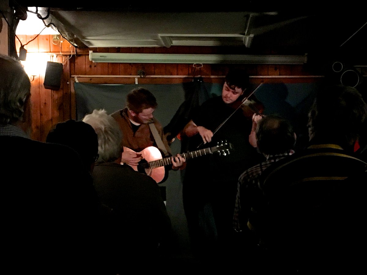 sarahmcquaid's tweet photo. Mighty gig by @GregRCiaranA at a packed #Penzance #Folk Club last night! #Cornwall #GregRussell #CiaranAlgar @ciaranalgar #folkclub #Kernow https://t.co/rv8oeEbB00