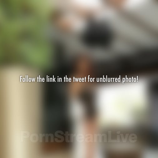 I've posted something on my fan page! Check out now -> https://t.co/1YjKZvnmpF https://t.co/w40Jg30a