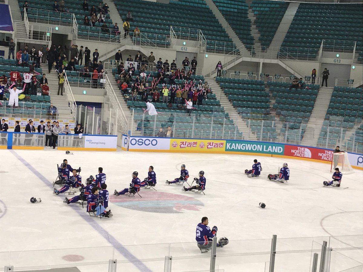 testevents_pc's tweet photo. #KOREA take the bronze medal by winning the #paraicehockey match against #NORWAY! #HelloParaIceHockey #HelloPyeongChang https://t.co/DVA6JiAoc7