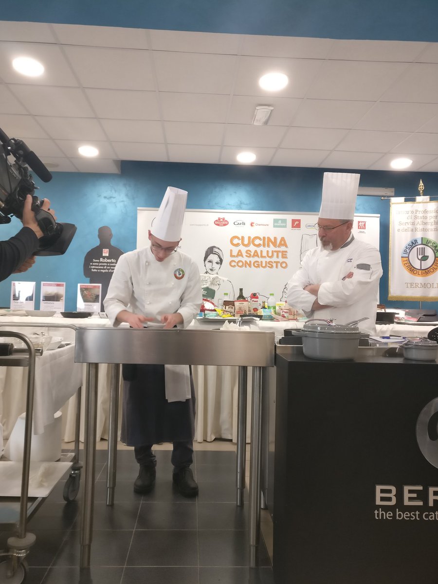 APCI_Chef_'s tweet photo. #gusto #salute #sostenibilitá: Cucina la Salute con Gusto tappa #Molise 
#APCI #ANDID #LIFEGATE https://t.co/8YakrhLKMi