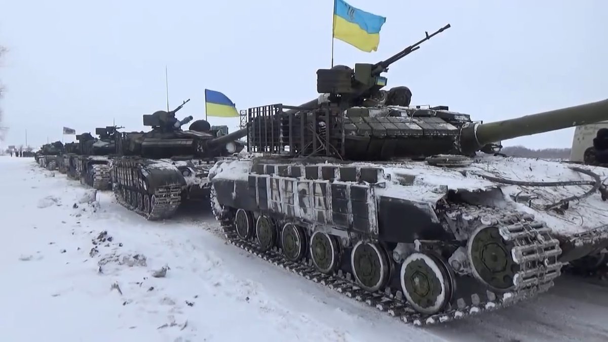 FundPulaskiego's tweet photo. #Pyatkovsky : Currently Ukraine is not only selling equipment, but is also producing new equipment #IDES17 https://t.co/8gEJ6TEwIV