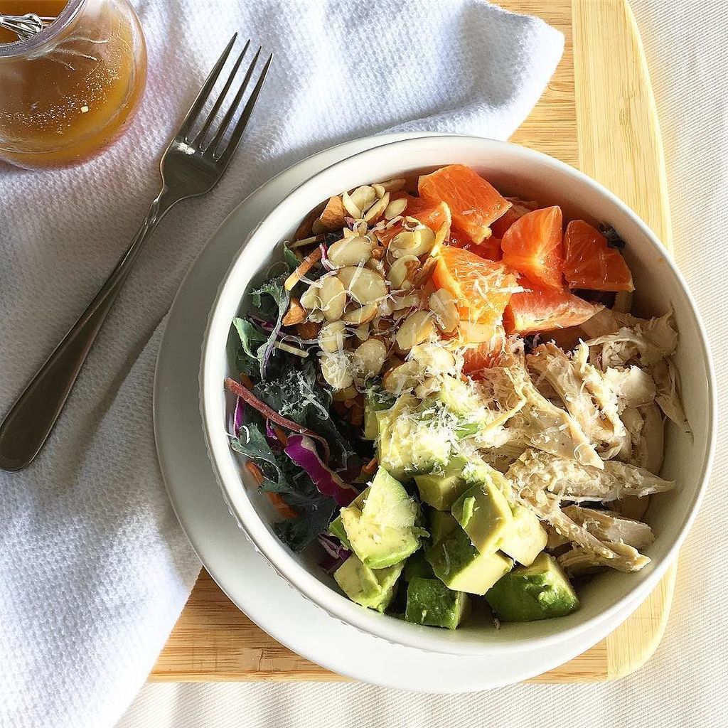 AASquaredBlog's tweet image. Back on the blog with a recipe today! Healthy &amp;amp; hearty Chicken Avocado &amp;amp; Orange Salad #recipe is up-- #aasquaredbl… ift.tt/2piVCRY