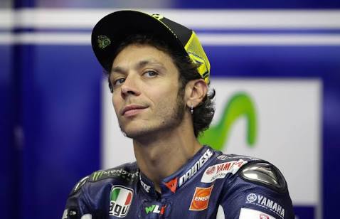 MaulidarZk's tweet photo. @ValeYellow46 
🔝🔝
I T
Waiting you💨🏁🏆
#iostoconvale
#forzavale
#thedoctor
#thelagend
#VR|46💛
➡#americaGp 
#austriagp https://t.co/wpV88RGc3W
