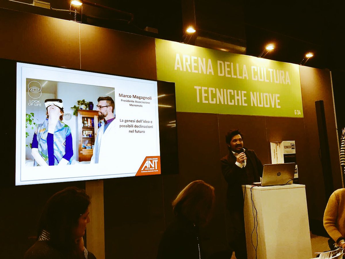 "La #VirtualReality non è vedere ma esperire e provarsi. Non ci sono spettatori ma viaggiatori" Marco Mangoli, Ass. Menomale #TechnologyHub