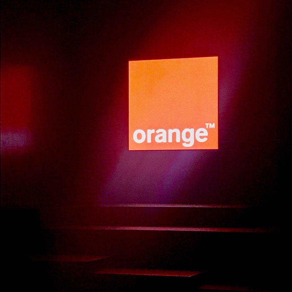 👌🏻En direct du #showhello #sallepleyel découverte des innovations #orange