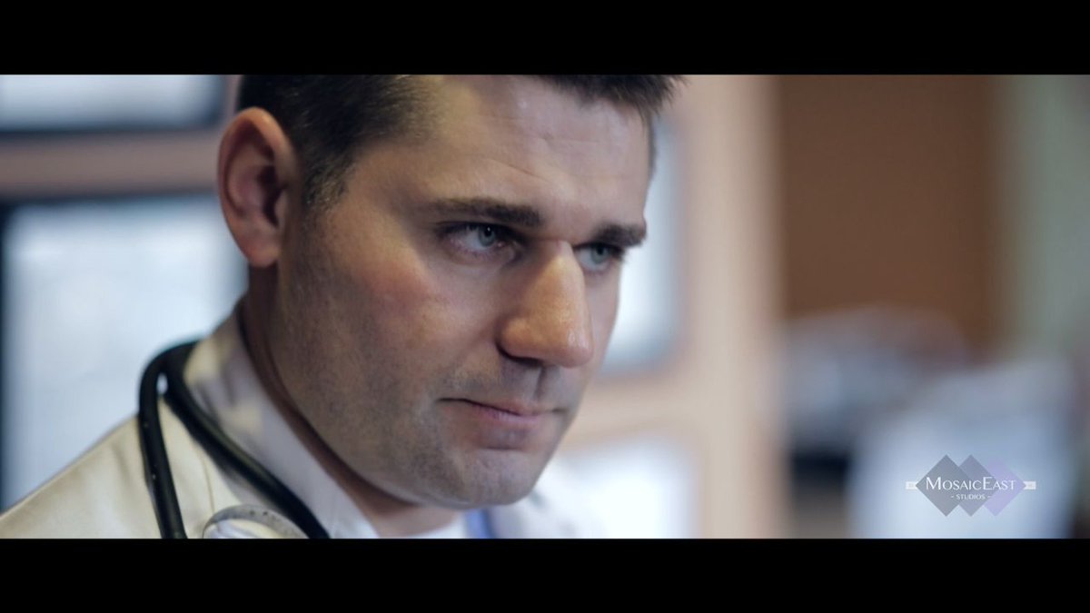 novipod's tweet photo. Medical Professionals ready to save lives with #organ #transplantation - OrganTracker by Novipod helps. Video premiere 4/25! https://t.co/C4lHIkoWG3