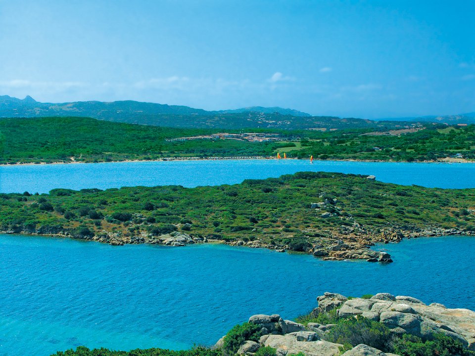 iGrandiViaggi's tweet photo. Vi aspettiamo negli #iGVClub di #Sicilia e #Sardegna, l'estate è ancora più vicina se pensi alle #vacanze!
https://t.co/UBKeda9osy https://t.co/YXhJ7TM4Xv