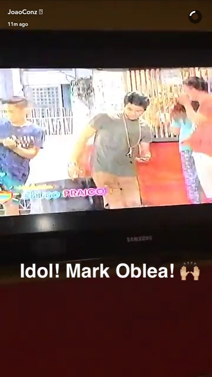 MarkNation_VIS's tweet photo. Supportive bruh be like... @iammarkoblea #MDHSuspetsa

(c) @boyband_joao's snapchat account. https://t.co/OBrFtb1IO6