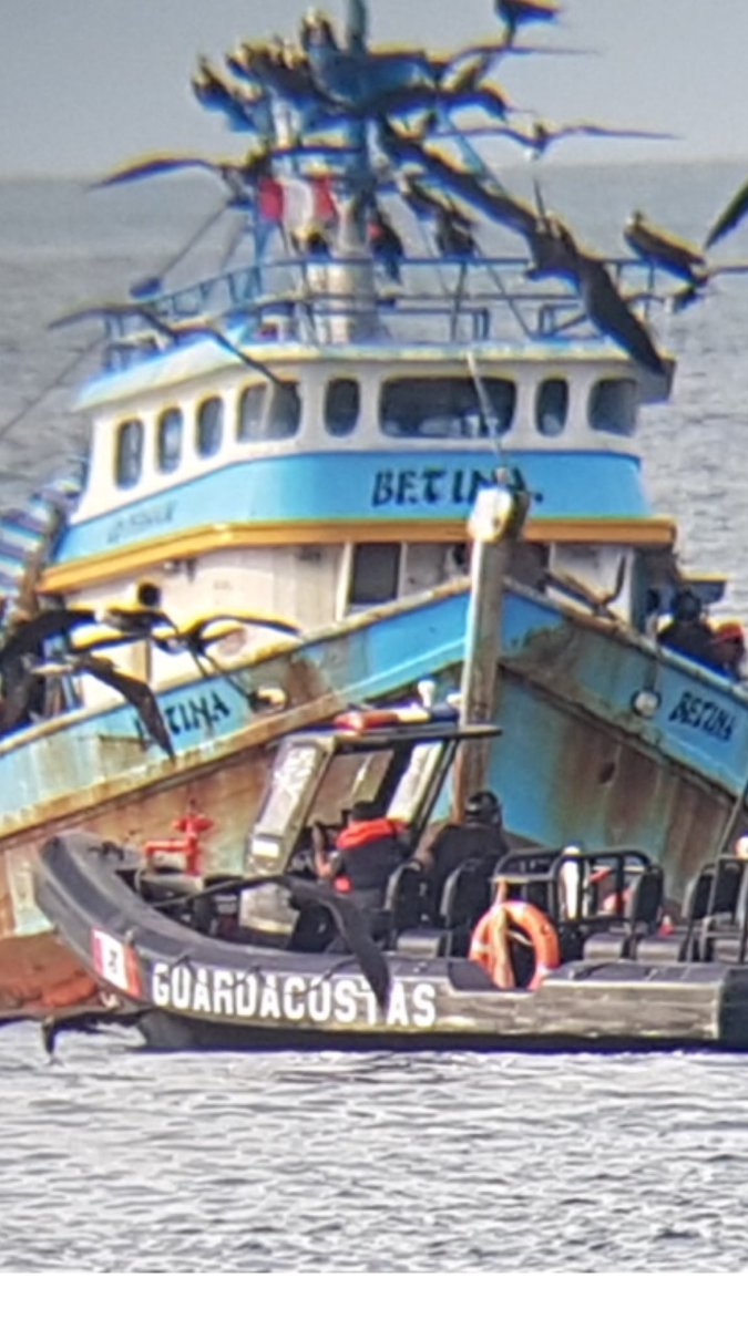 bgiuffra's tweet photo. Otra embarcación de pesca de arrastre de fondo cae en Tumbes. No vamos a parar hasta q entiendan!! Muy bien Dicapi https://t.co/2zYkGYp9A0