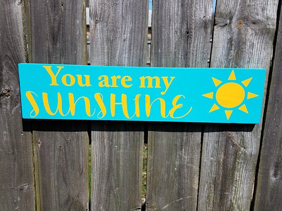 TiffsCrafts's tweet photo. You are my sunshine sign You are my sunshine #woodsign #youaremysunshine #sunshinesign #tiffscraftycreations https://t.co/db8KiTouHM https://t.co/ydZIwdwUeX