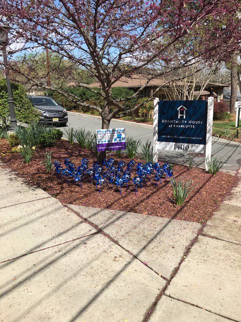 Where have you spotted pinwheels this month? Here's one at @HHoC! Thanks for helping us #PassThePinwheel! #CAPMonth #GreatChildhoods