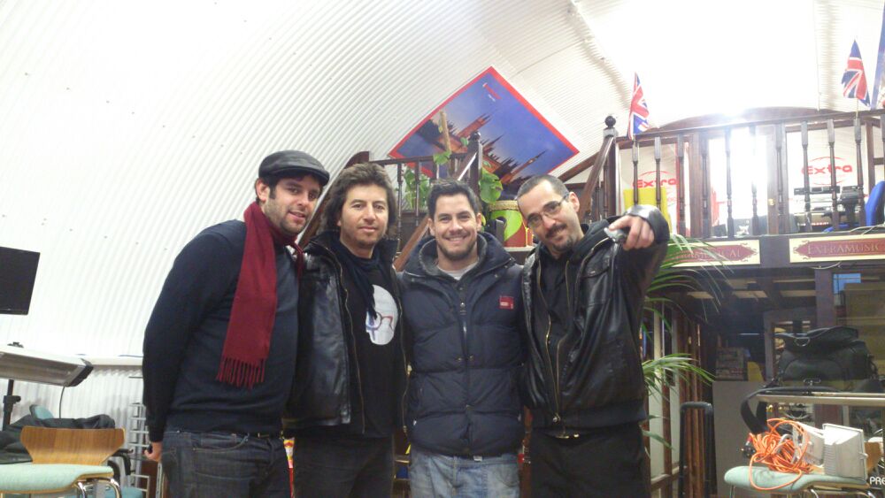 4 years ago, in the radio colombiana.#wewereyoung,#dandaluces