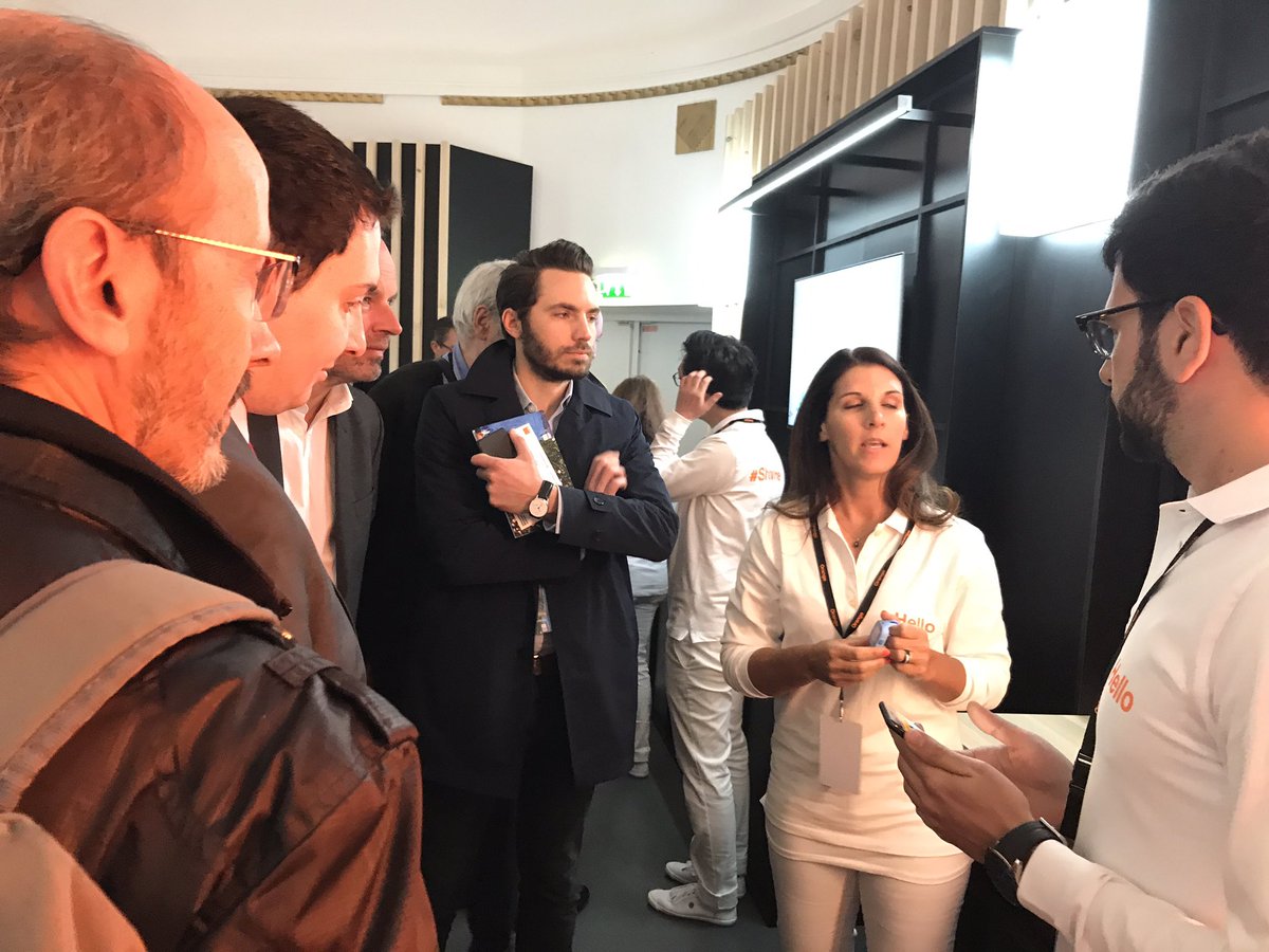 ydelegue's tweet photo. Gros succès pour la demo #FamilyGo ! L'autonomie pour les enfants et les seniors dependants ! #ShowHello  @orange  #innovation #humaninside https://t.co/X1QMCdMkdq