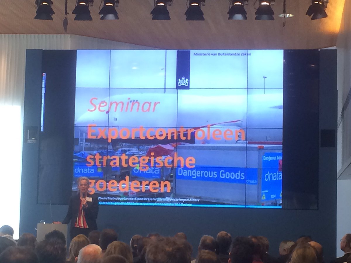 Roosdorp's tweet photo. Veel interesse in seminar #exportcontrole bij @MinBZ ⚠️
💉📡🛢⚗️🚀🔩⚙️🛰 https://t.co/NhkFq8bXIZ