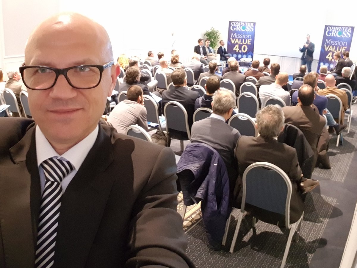 francescogaini's tweet photo. .noi vogliamo che i nostri Partner siano i migliori #missionvalue40 #Roma @ComputerGross #ComputerGross2017 https://t.co/XxN3RXoaOo