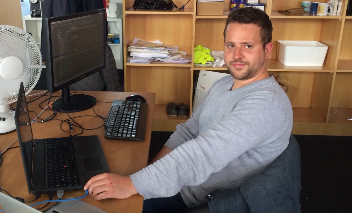 EP_makers's tweet photo. [#Interview] Entrez dans les coulisses d'@izigloo 🎙️
Tristan, #dev front pour #izigloo, nous raconte son quotidien
>https://t.co/jUR8qlvC4b https://t.co/8PEugXkV8u