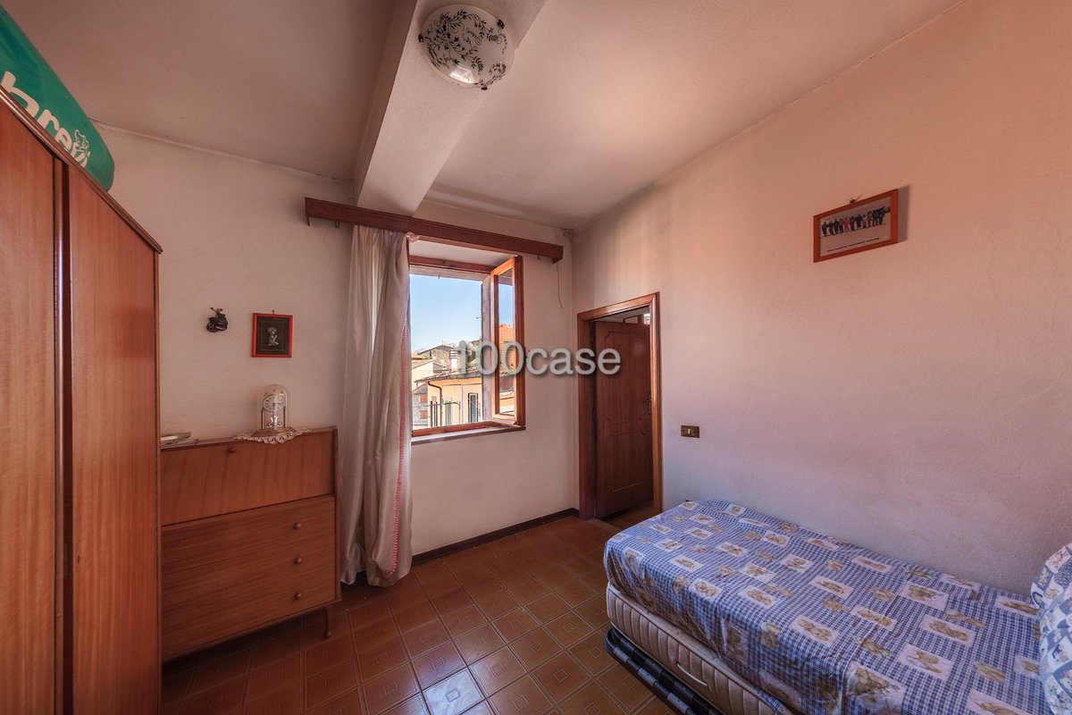 100_case's tweet image. #toscana #abbaiasansalvatore #Siena @Amiata #appartamento #centro #vendita @100_case