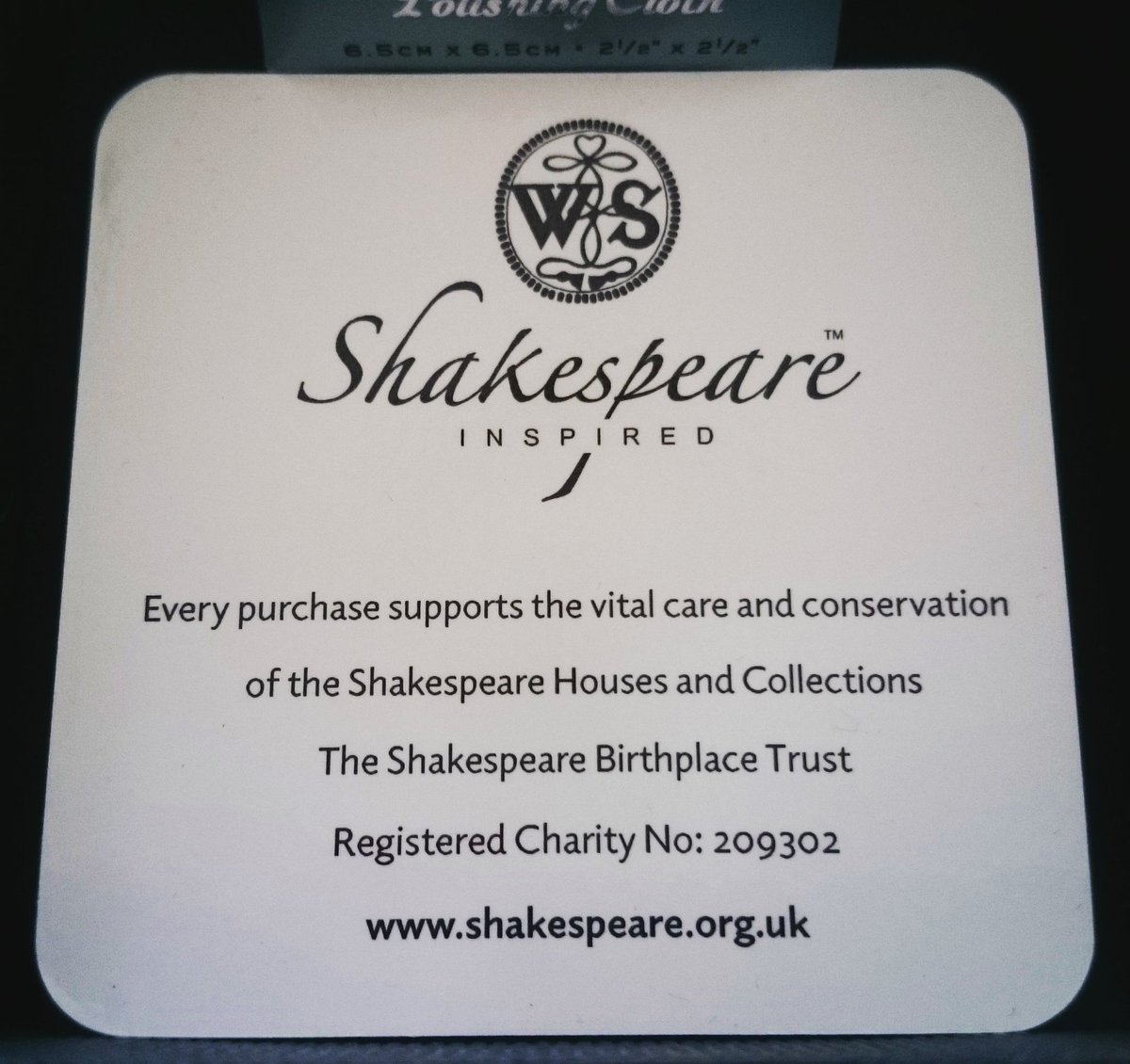 The_JenJen's tweet photo. Look at my @Bardbydesign bracelet from the Knot Garden Collection! On sale in the @ShakespeareBT shop at New Place ❤ https://t.co/aDsLzjJliK