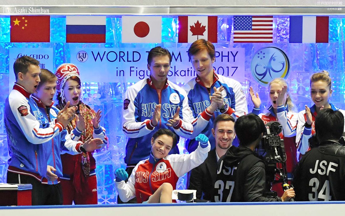 Командный Чемпионат Мира сезона 2016-2017/ISU World Team Trophy / Токио Япония / 20-23 апреля 2017 - Страница 24 C92JB8vUIAAzd7F