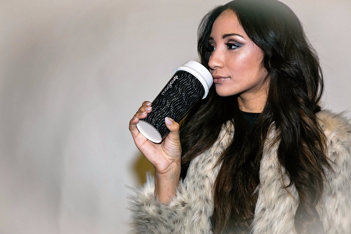 The perfect accessory to every busy morning, Magicup...simply great taste on the move with no mess #magicup #innovators2017 #morningjoe