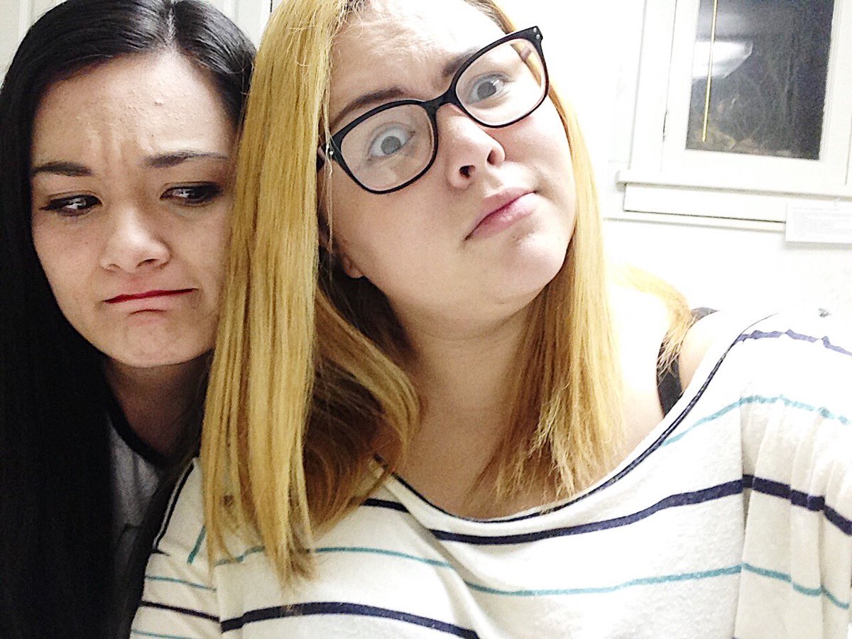 kiyomikatherine's tweet photo. One last batch of 3am selfies https://t.co/jBiMhTijLG