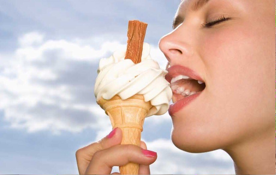 caprilligelato's tweet photo. Come ridurre le possibilità di avere un cancro al colon? Mangiando più #gelato! https://t.co/84J7J7YDgY
