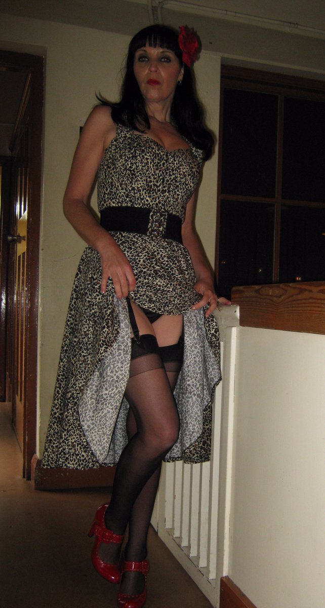 retro stocking tops