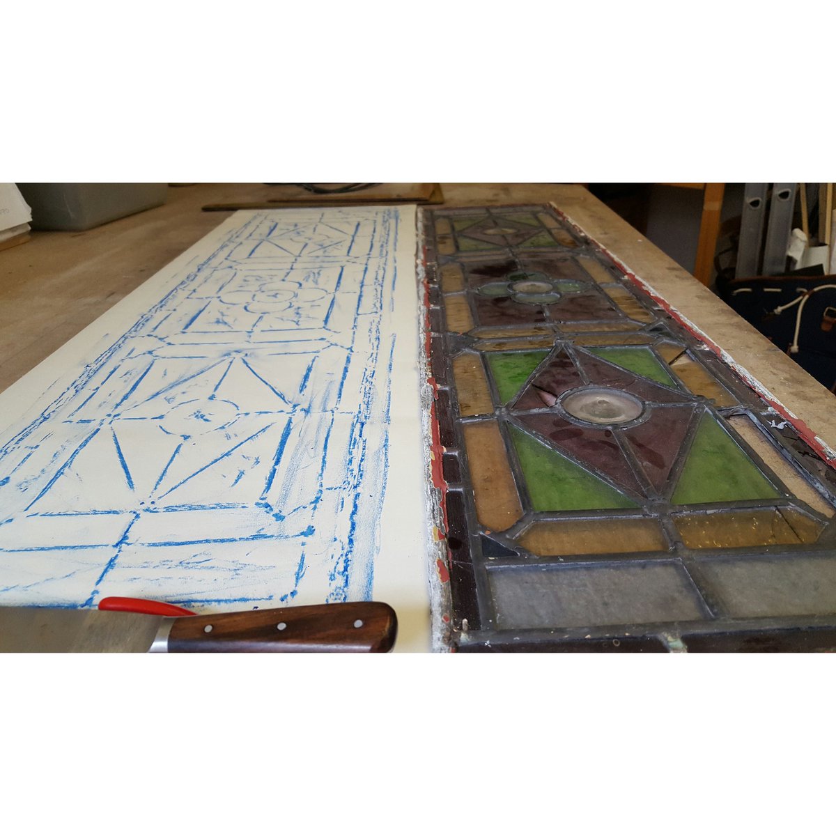 cutlinesglass's tweet photo. #stainedglass repair today.. dirty little thing #bristol #onthebench https://t.co/clDNPWroqI