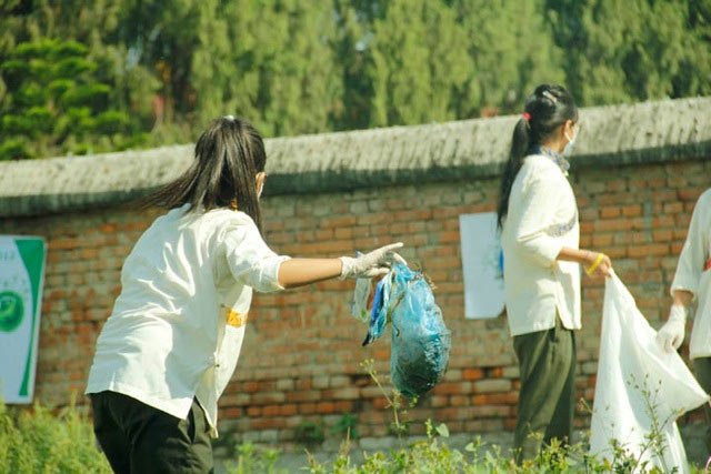 socialrecycleit's tweet image. Have a little time this weekend - learn more abouit Ireland&apos;s #SpringCleanMonth - April - wp.me/p6GviU-bU