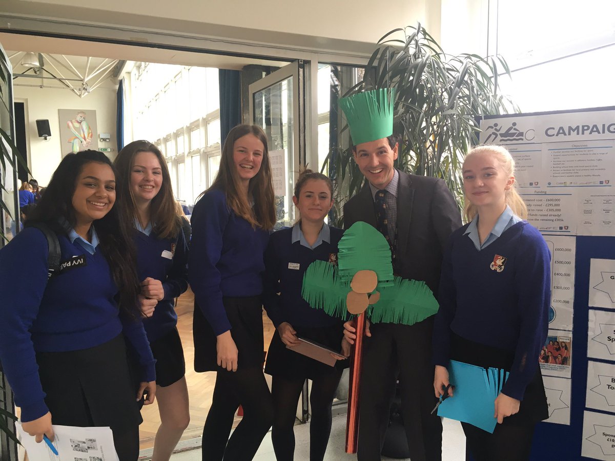 WycHighEconBus's tweet photo. Gaining celebrity endorsements from the science department for Enterprise Day! @WycHighScience https://t.co/ehhhNe6UdC