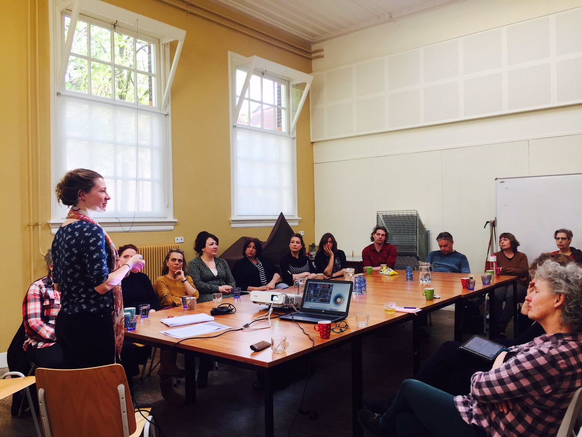 Mooie club, mooie studiedag! Collega's Kunst &amp; Cultuur <a href="/onderwijsspec/">DeOnderwijssp'en</a>